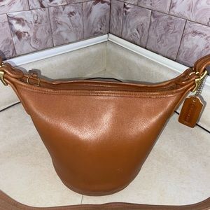 Vintage COACH Small Maggie Duffle No. 9019 British Tan